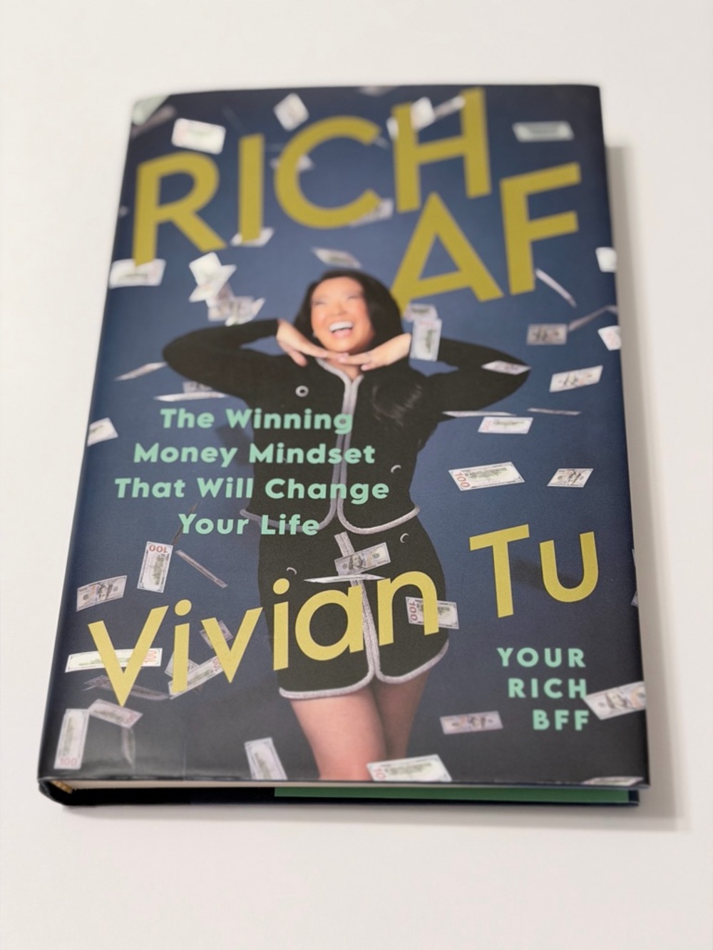 Rich AF by Vivian Tu Financial Help Book